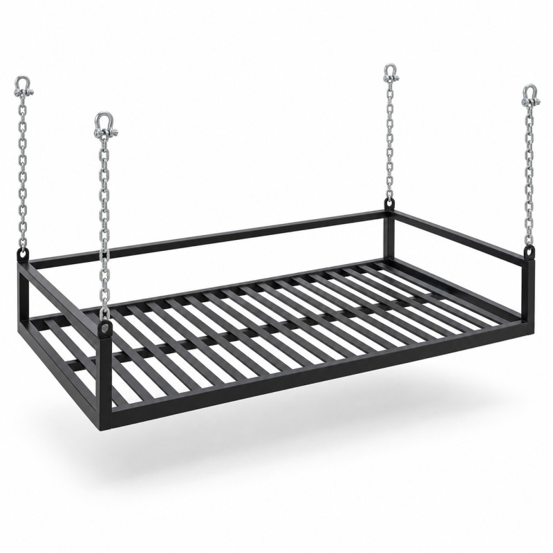 Cama colgante de acero con cadenas, vista de estudio